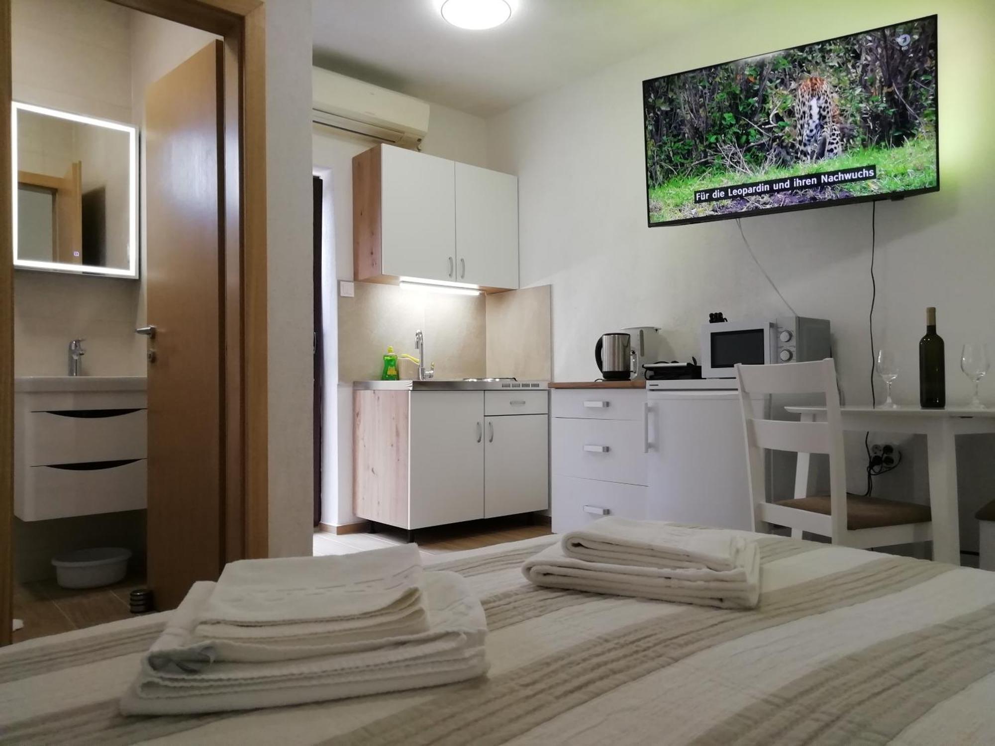 Apartments Valentina-B 닌 외부 사진